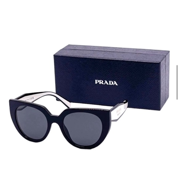 Prada PR 14WS 09Q5S0
Sunglasses Women's

Cat Eye 52mm New with box - Picture 1 of 1
